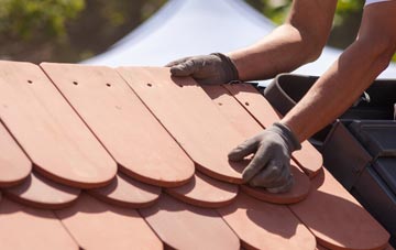 Monkleigh roof tile contractors